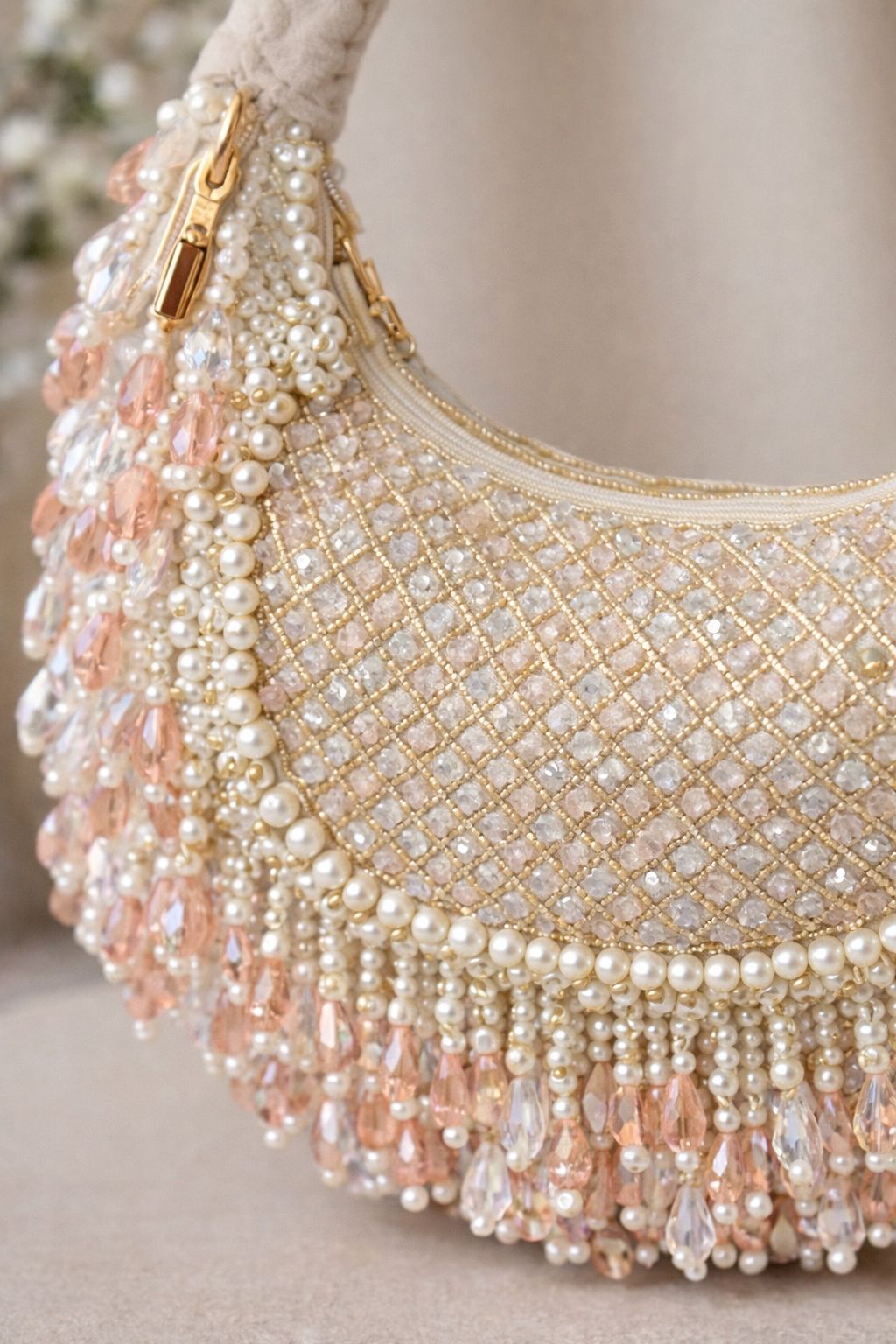 Pearl Cascade Clutch